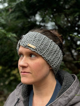 Load image into Gallery viewer, Cotton ear warmer with button closure